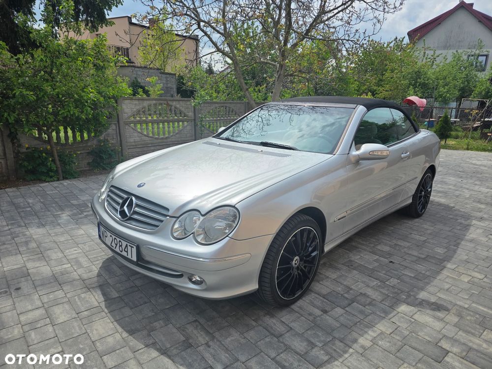 Mercedes-Benz CLK - 4