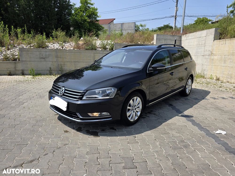 VOLKSWAGEN Passat