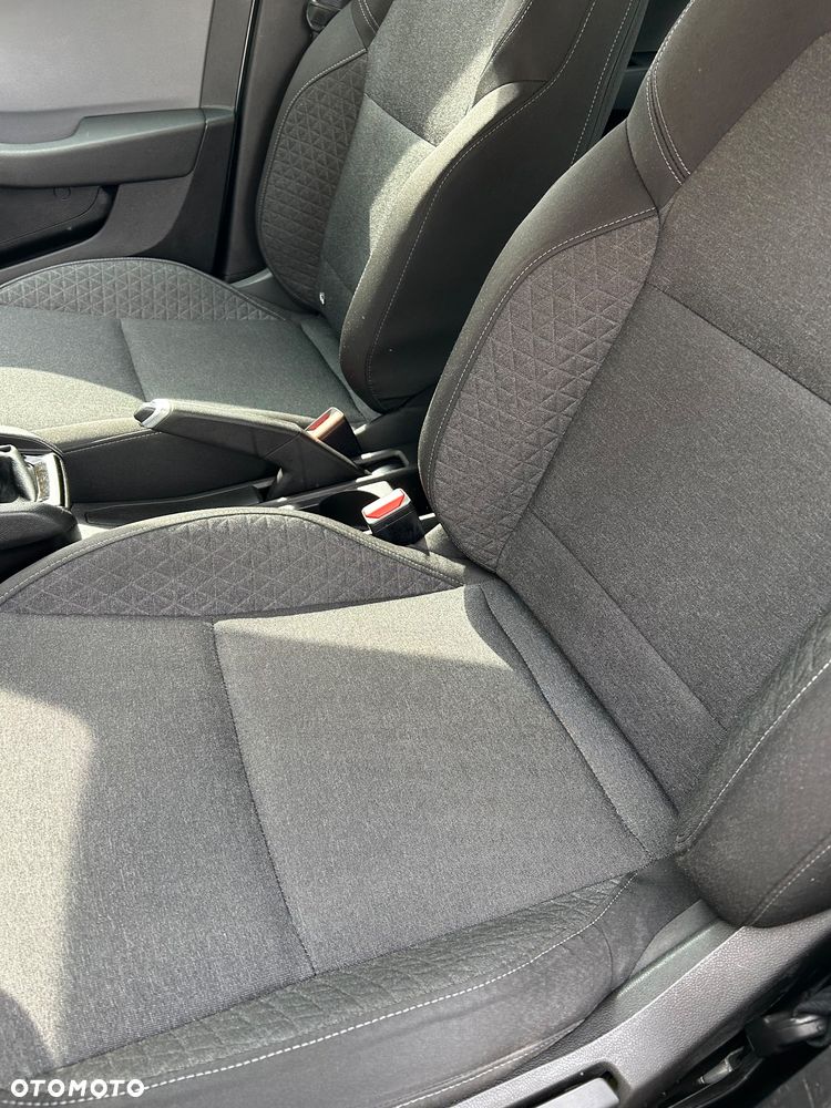 Renault Clio - 21