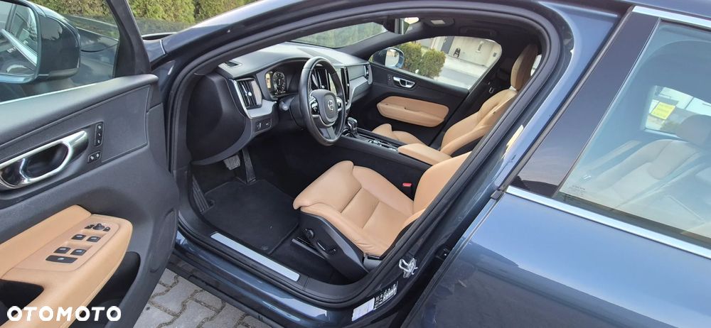 Volvo XC 60 - 13