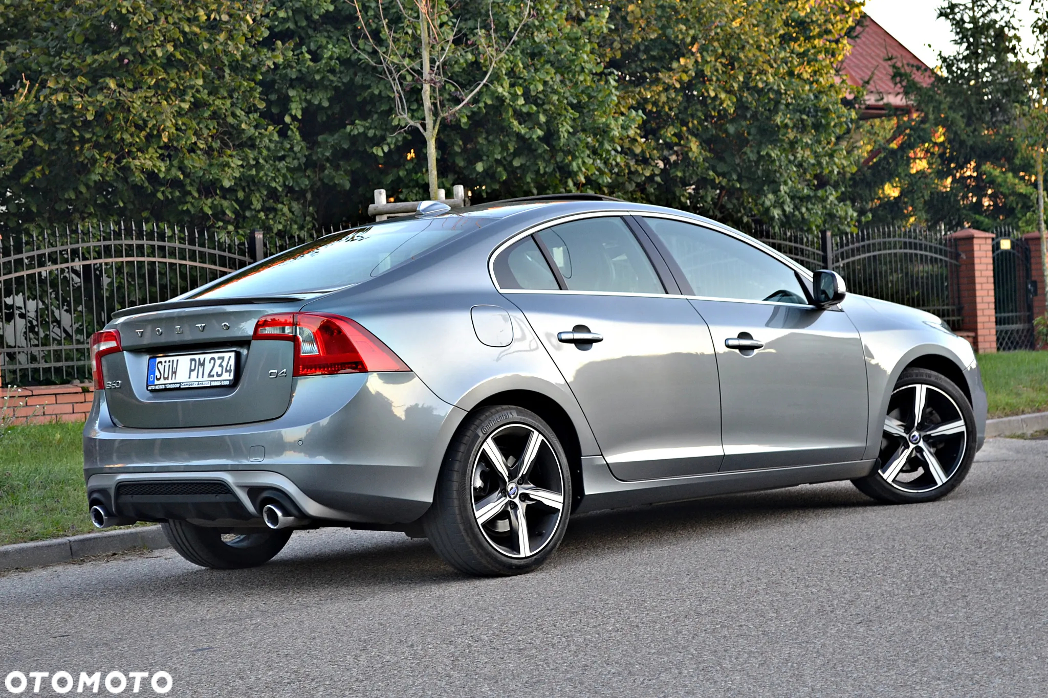 Volvo S60 D4 Geartronic RDesign - 16