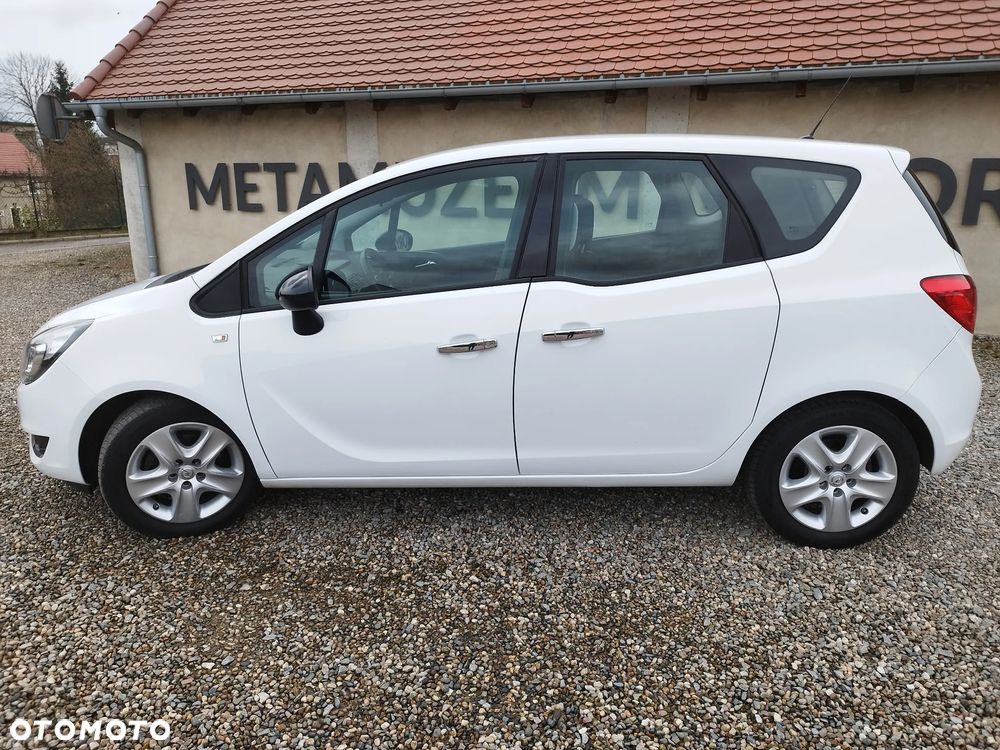 Opel Meriva - 10