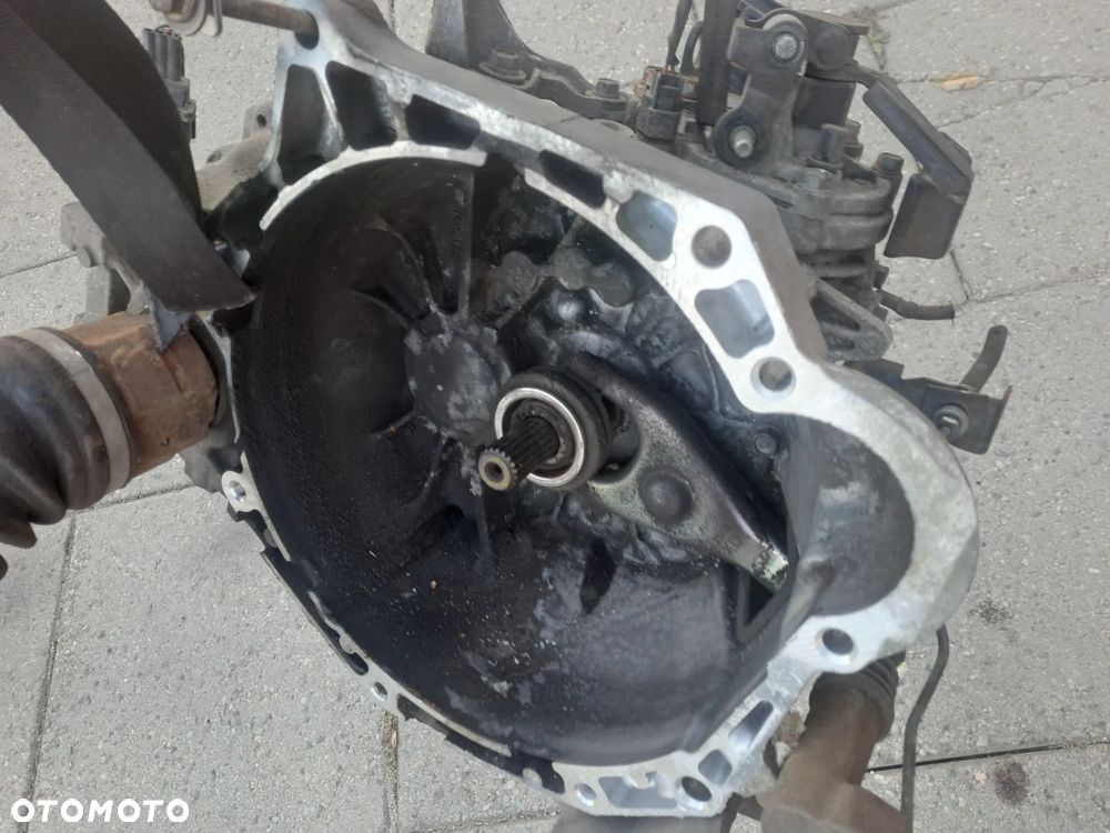 Hyundai i30 1.4 skrzynia biegów kod T9J5 - 11