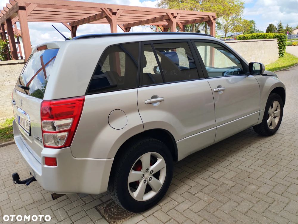 Suzuki Grand Vitara 2.4 Premium - 4