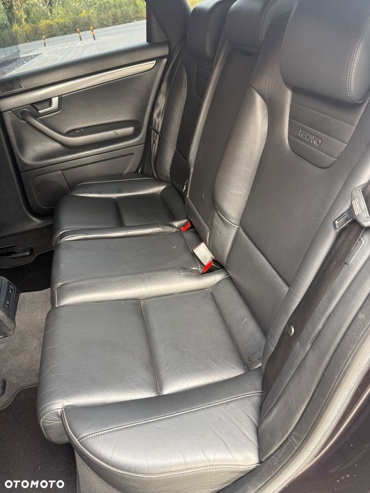 Audi A4 Avant 3.0 TDI DPF quattro - 17