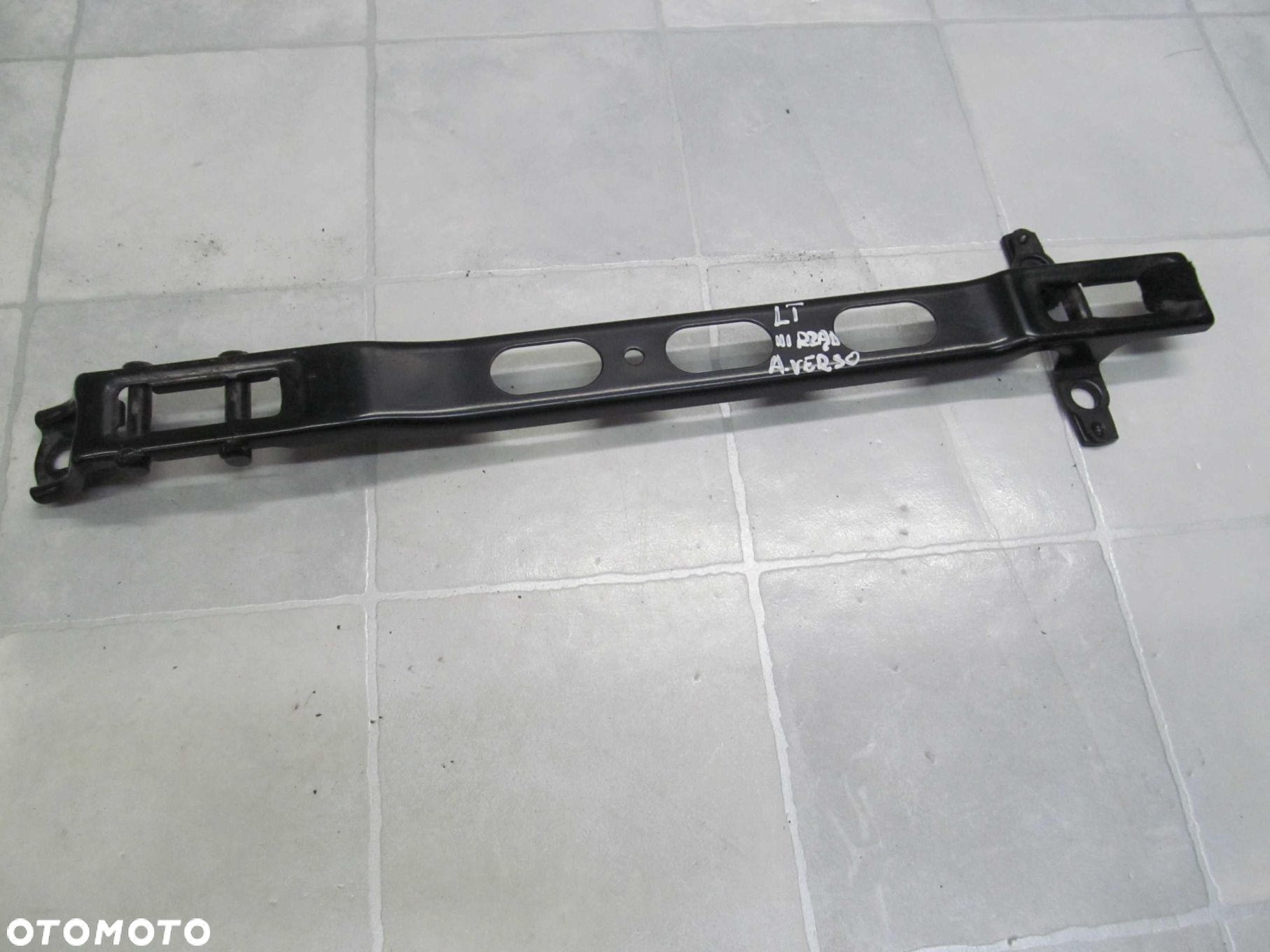 TOYOTA AVENSIS VERSO MOCOWANIE FOTELA TYL III RZAD LEWY 01-07 - 5