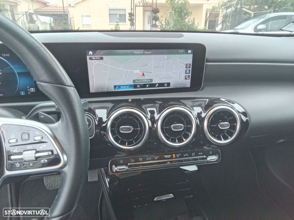 Mercedes-Benz A 200 Limousine AMG Line Aut. - 17