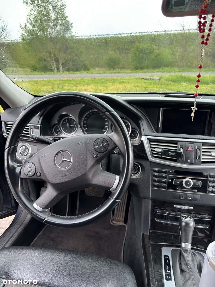 Mercedes-Benz Klasa E 250 CDI 4-Matic BlueEff Avantgarde - 7