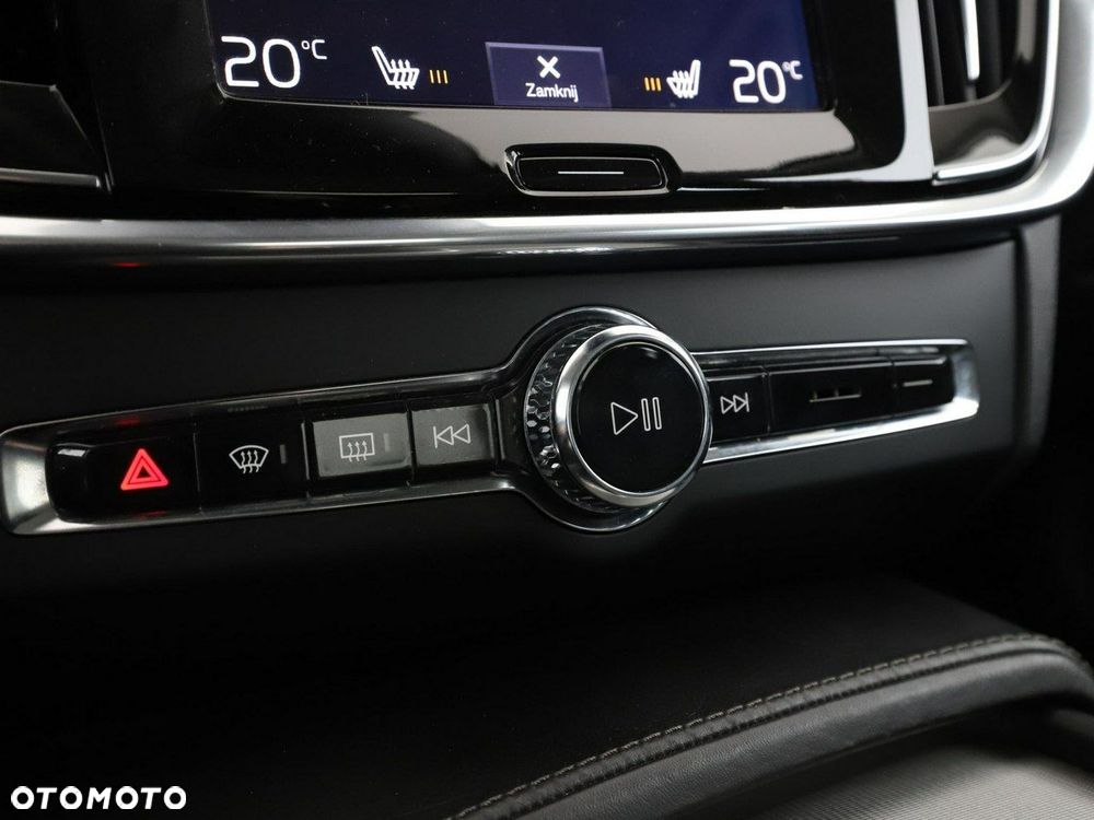 Volvo S90 D5 AWD Inscription - 28