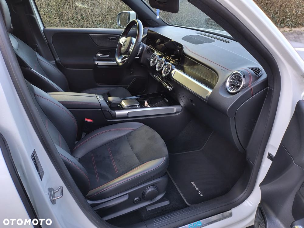 Mercedes-Benz EQB 300 4Matic AMG Line - 22