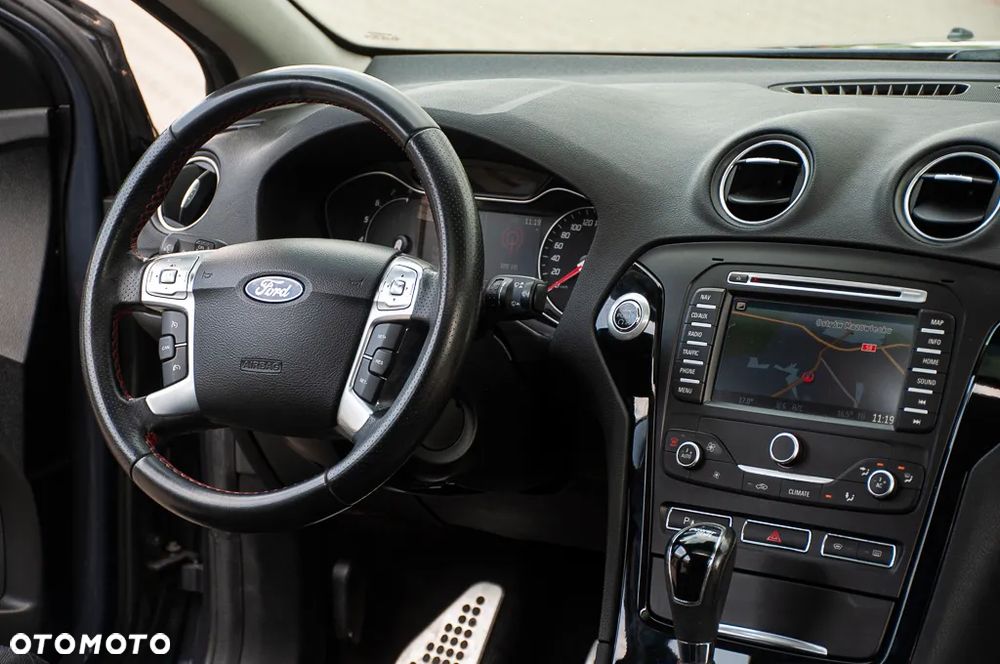 Ford Mondeo SW 2.0 EcoBoost Titanium S - 15