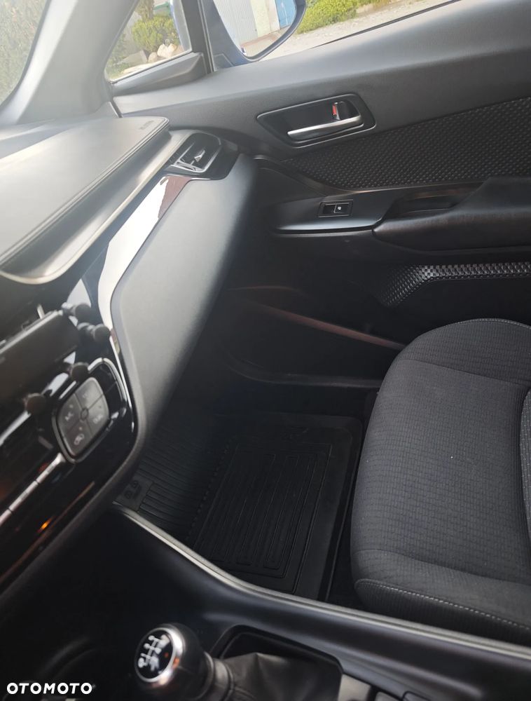 Toyota C-HR 1.2 T Comfort - 14