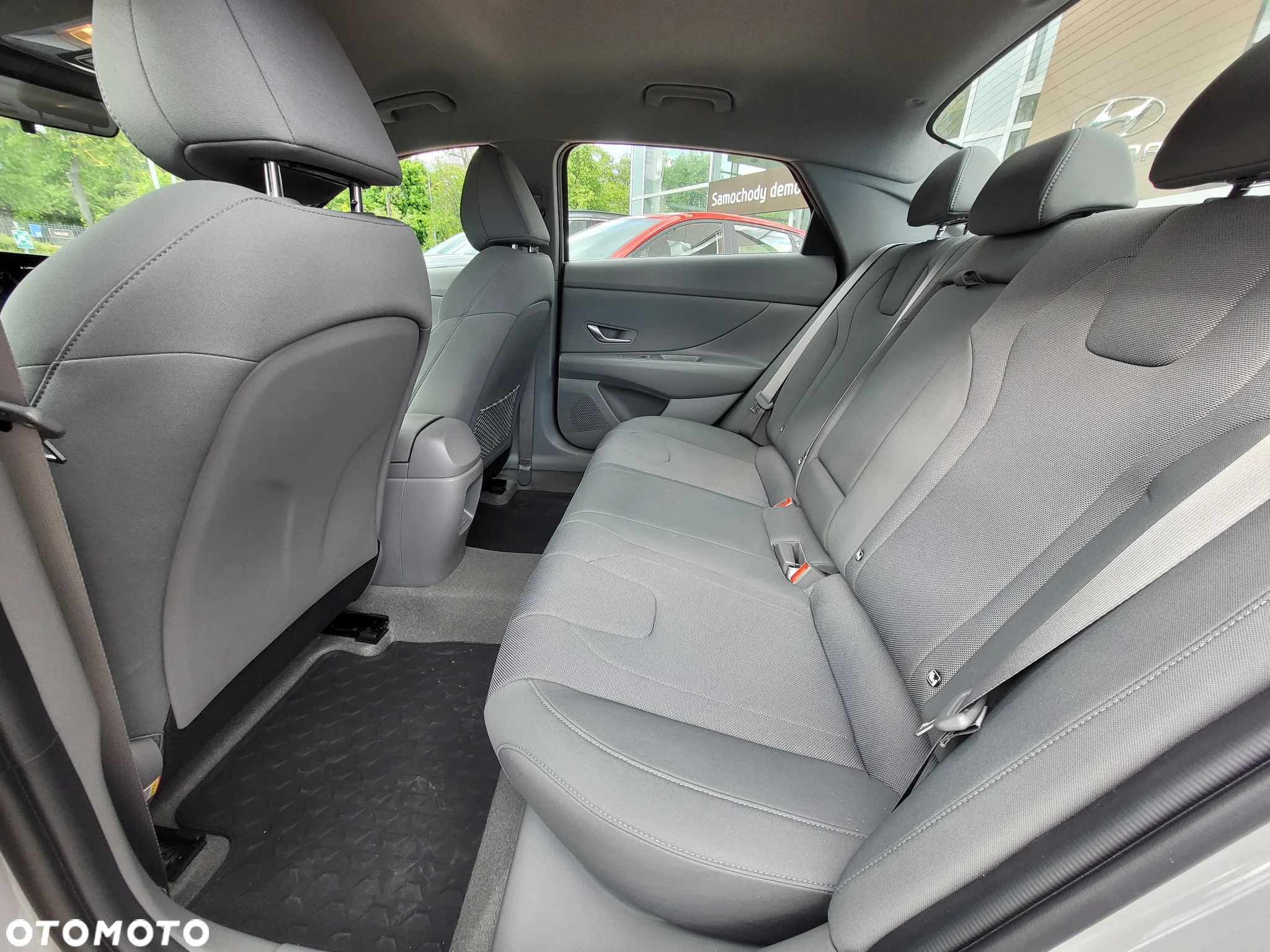 Hyundai Elantra 1.6 Modern - 15