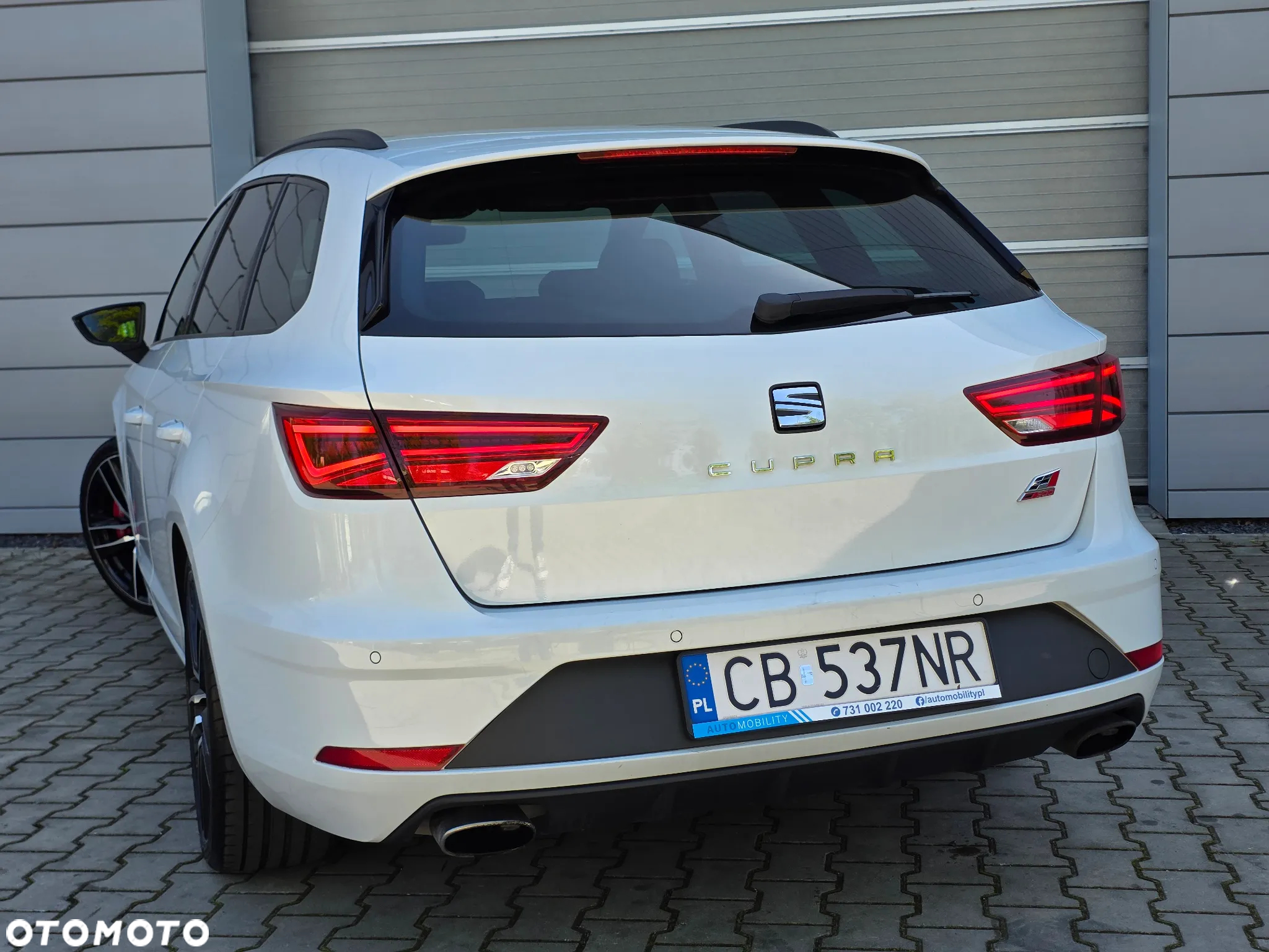 Seat Leon ST 2.0 TSI Start&Stop DSG Cupra 300 - 4