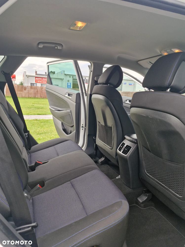 Hyundai Tucson blue 1.7 CRDi 2WD Style - 12