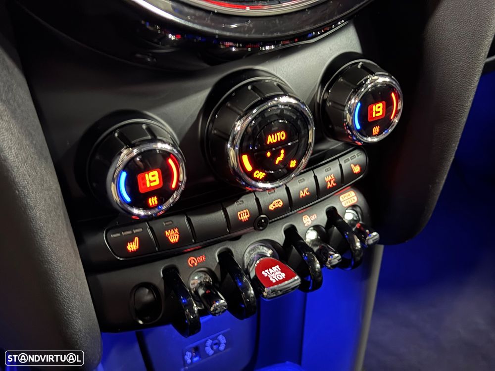 MINI 5 Portas Cooper D - 13
