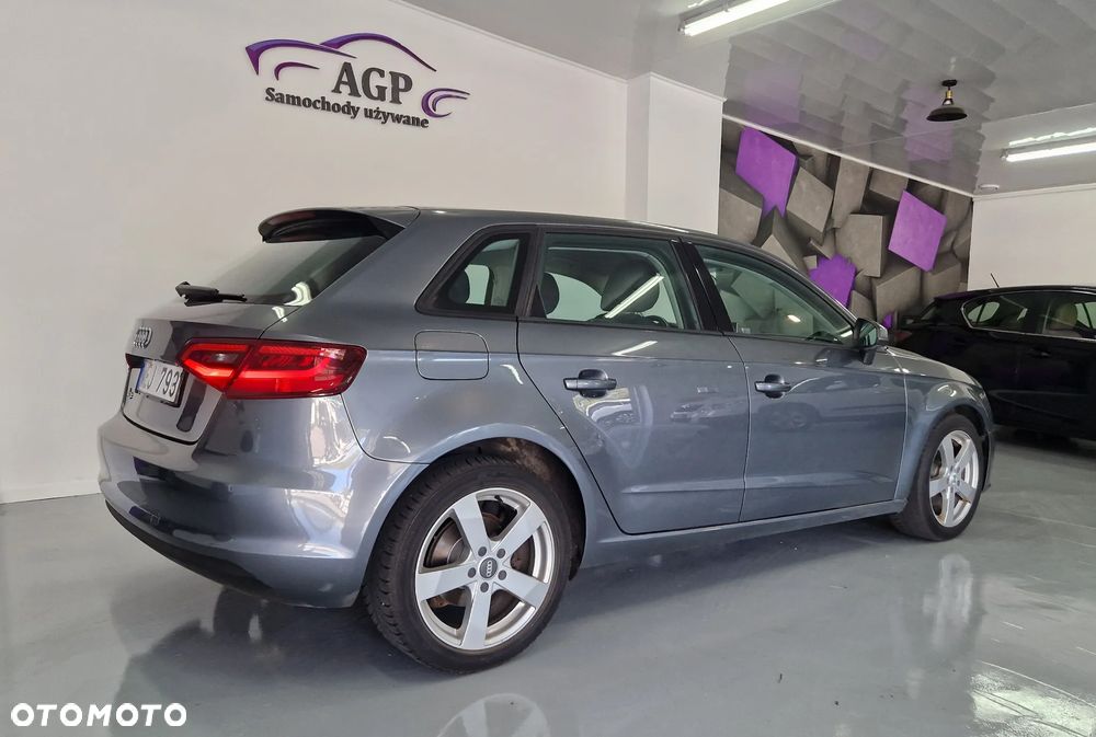 Audi A3 Sportback - 10