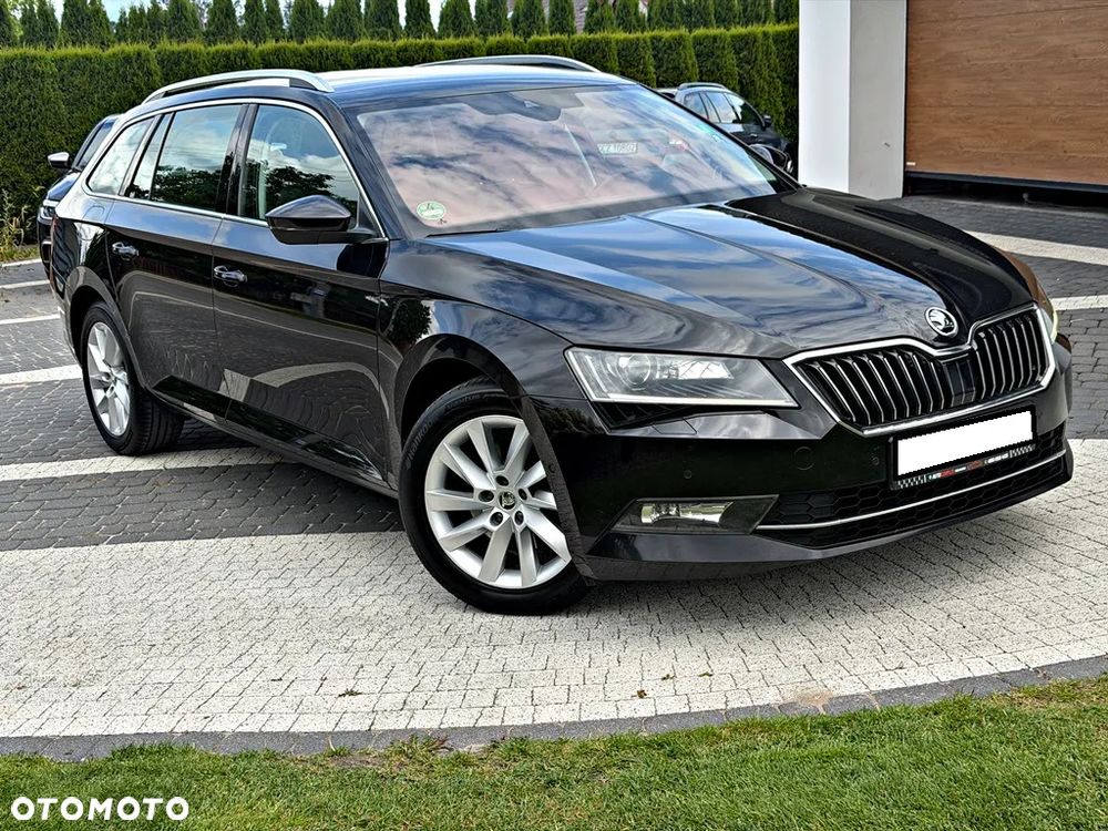 Skoda Superb 2.0 TDI Premium Edition - 4