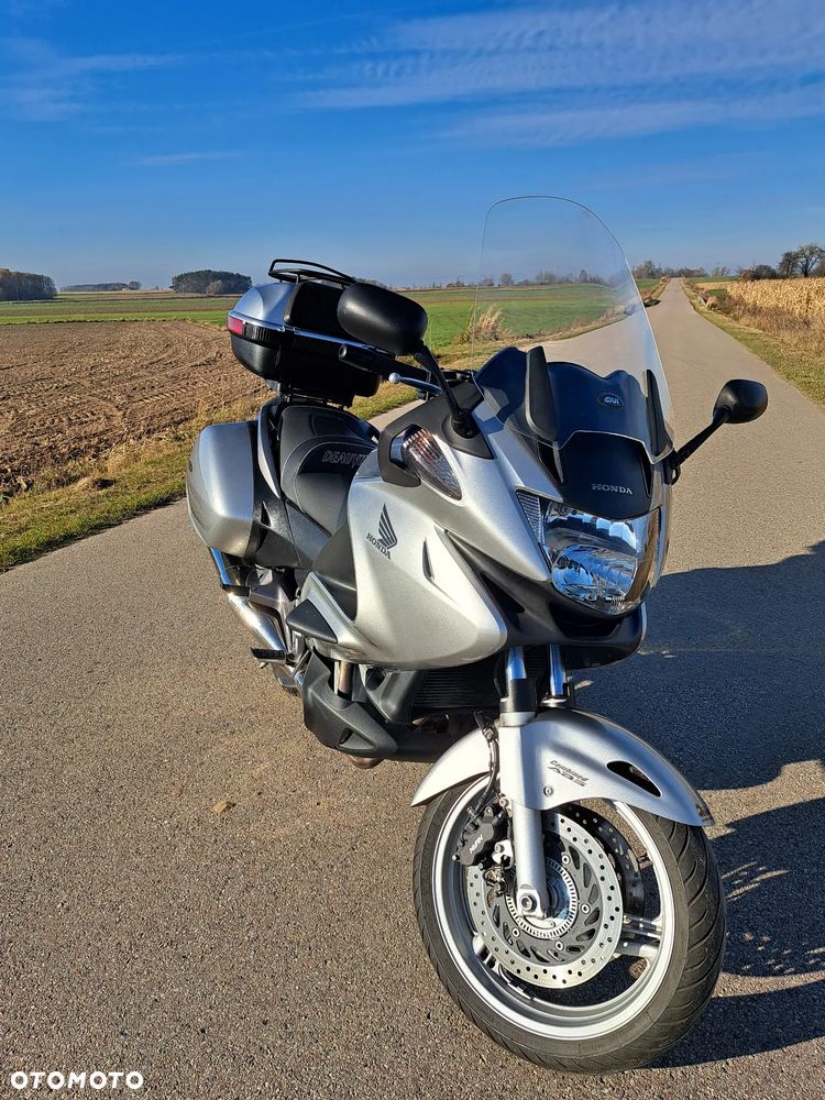 Honda NT - 1