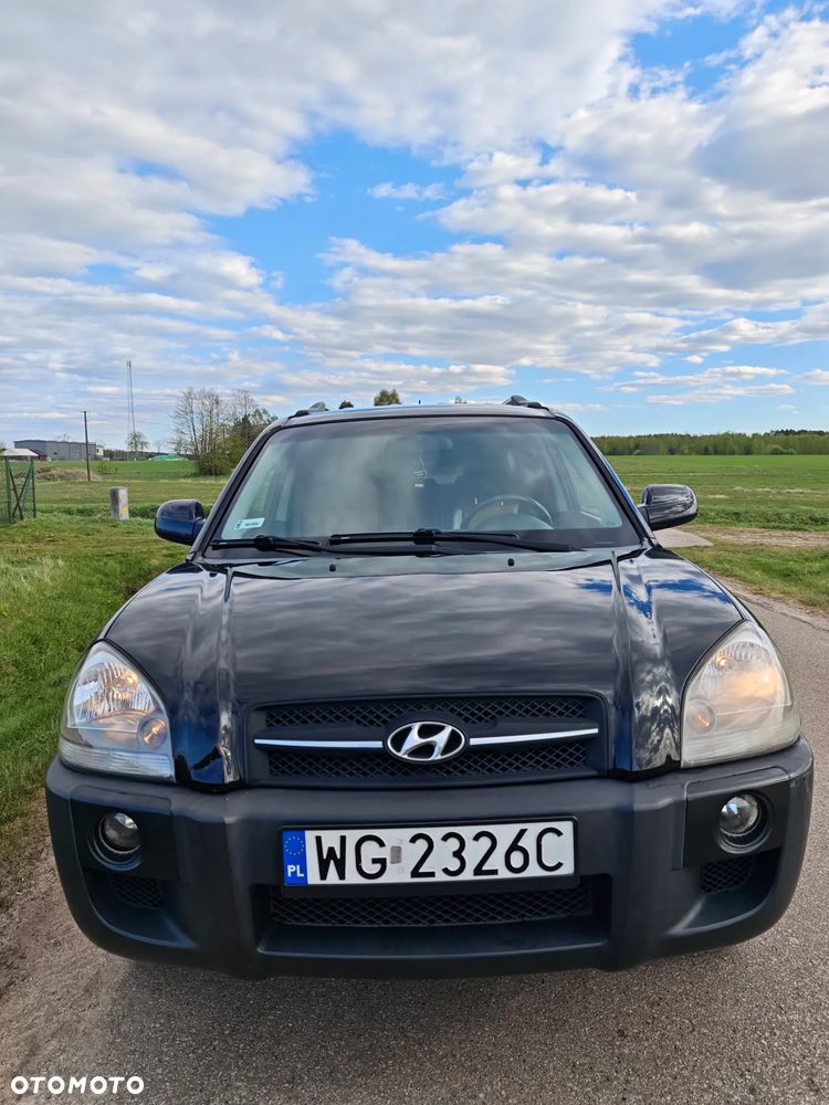 Hyundai Tucson 2.0 Comfort 2WD - 10