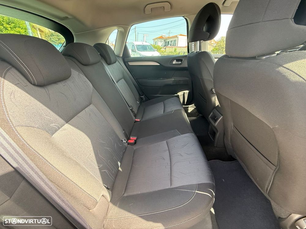 Citroën C4 1.6 HDi Seduction - 13