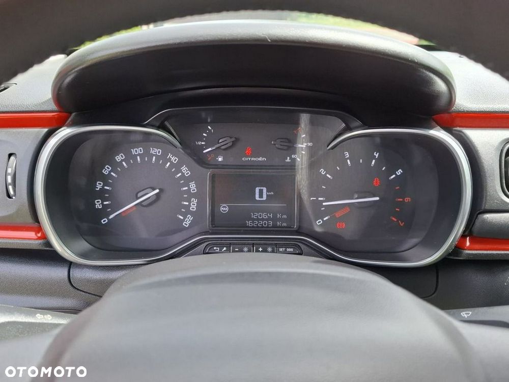 Citroën C3 Pure Tech (VTi) 82 Exclusive - 25