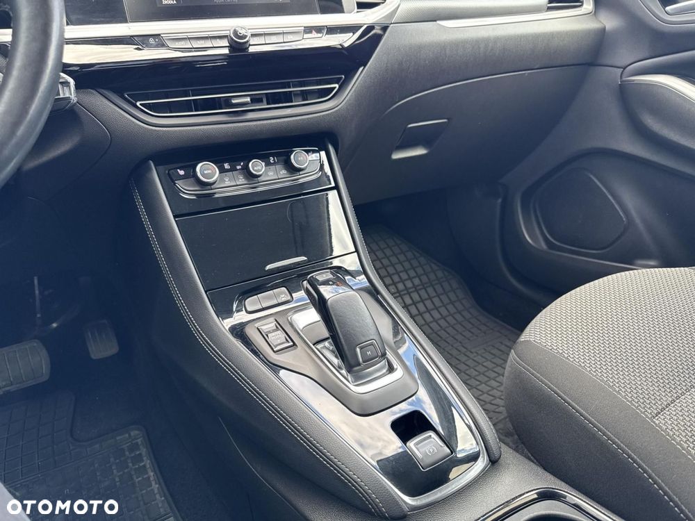 Opel Grandland X - 16