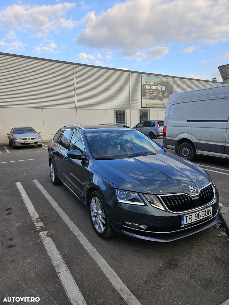 Skoda Octavia 1.6 TDI DSG Style - 2