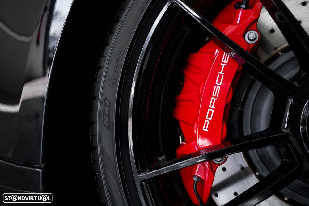 Porsche 911 (992) Carrera GTS PDK - 18
