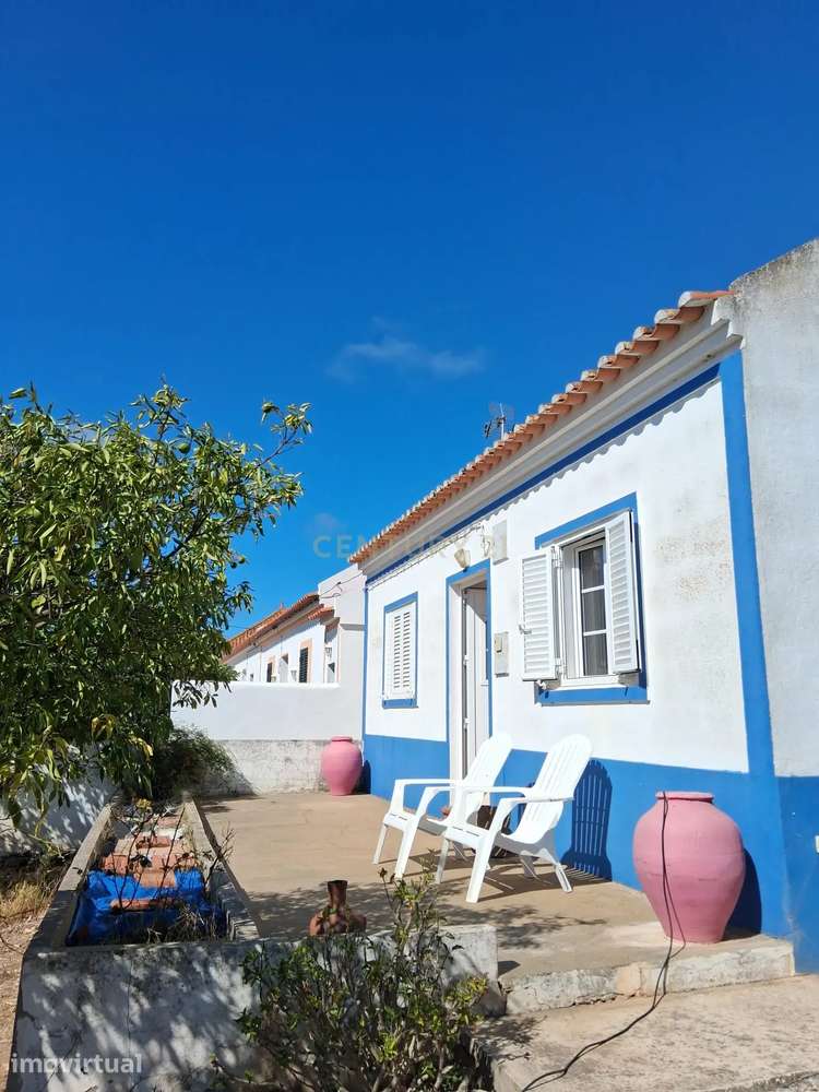 Moradia T2 Remodelada em Abela – O Seu Refúgio de Paz no Alentejo - Grande imagem: 2/26