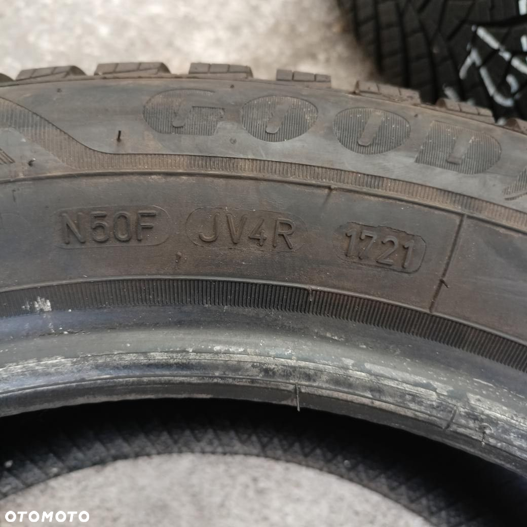 Opona 205/55/16 Goodyear UltraGrip 9+ (F5128) - 4