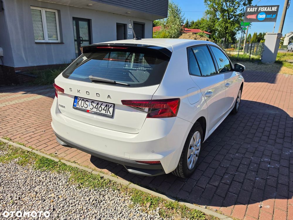 Skoda Fabia 1.0 Essence - 13