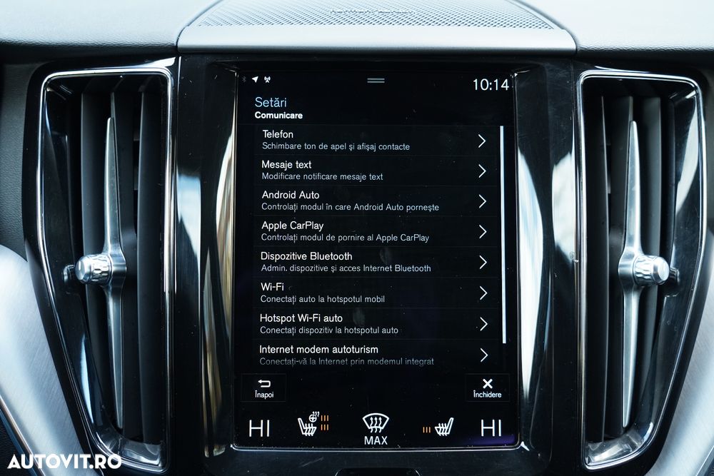 Volvo XC 60 B4 MHEV AT8 AWD Momentum Pro - 13