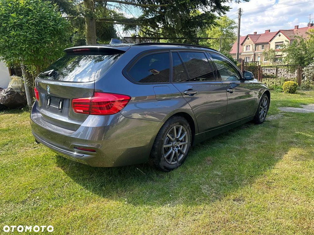 BMW Seria 3 320d xDrive Sport Line Shadow sport - 4