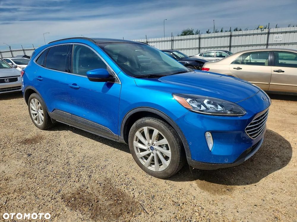 Ford Escape 2.0 EcoBoost AWD Titanium - 6