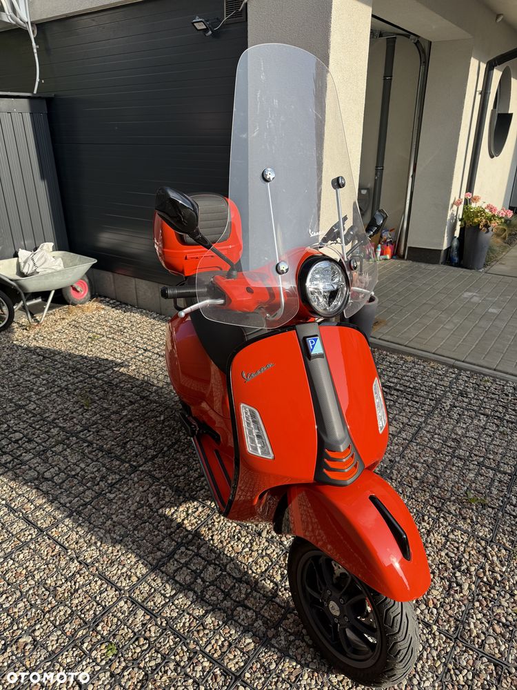 Vespa GTS