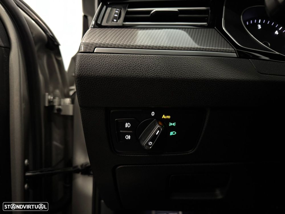 VW Passat Alltrack 2.0 TDi 4Motion - 47