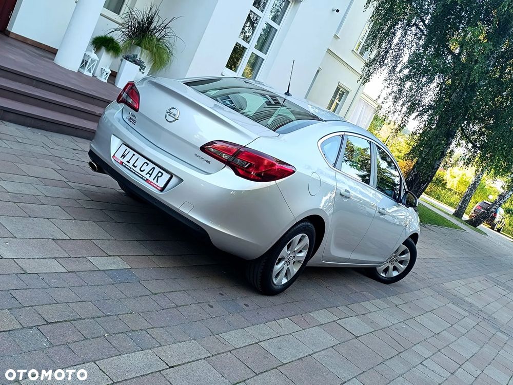 Opel Astra 1.4 T Energy EU6 - 38