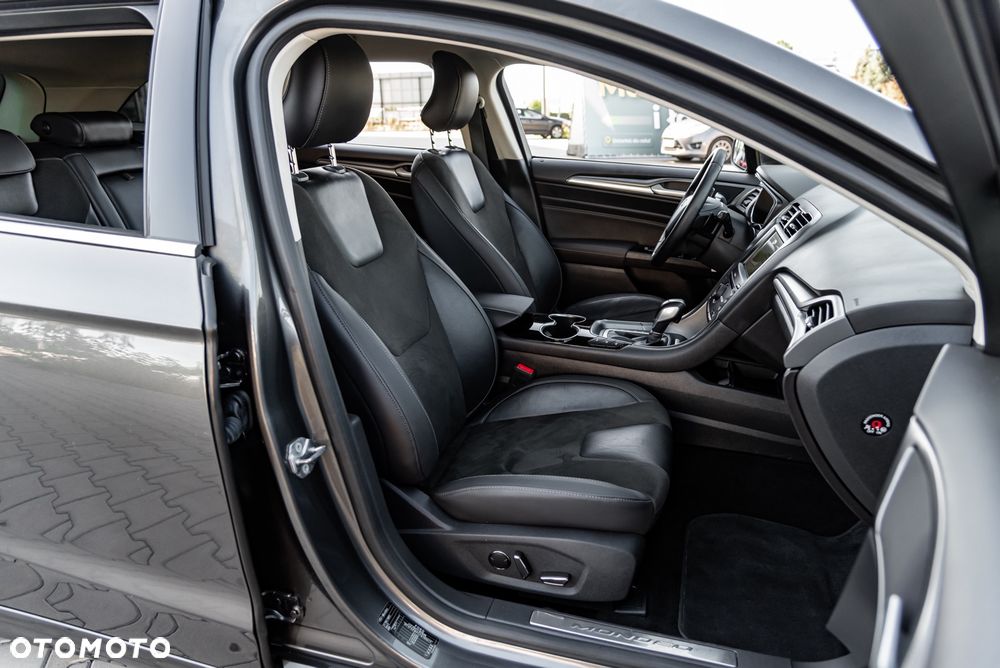 Ford Mondeo 2.0 TDCi Trend 4WD PowerShift - 23