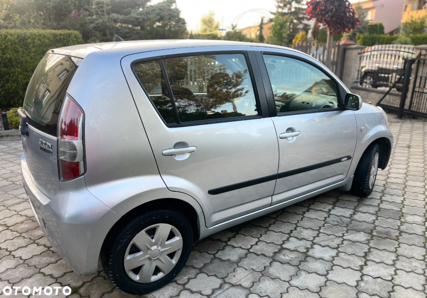 Daihatsu Sirion - 5