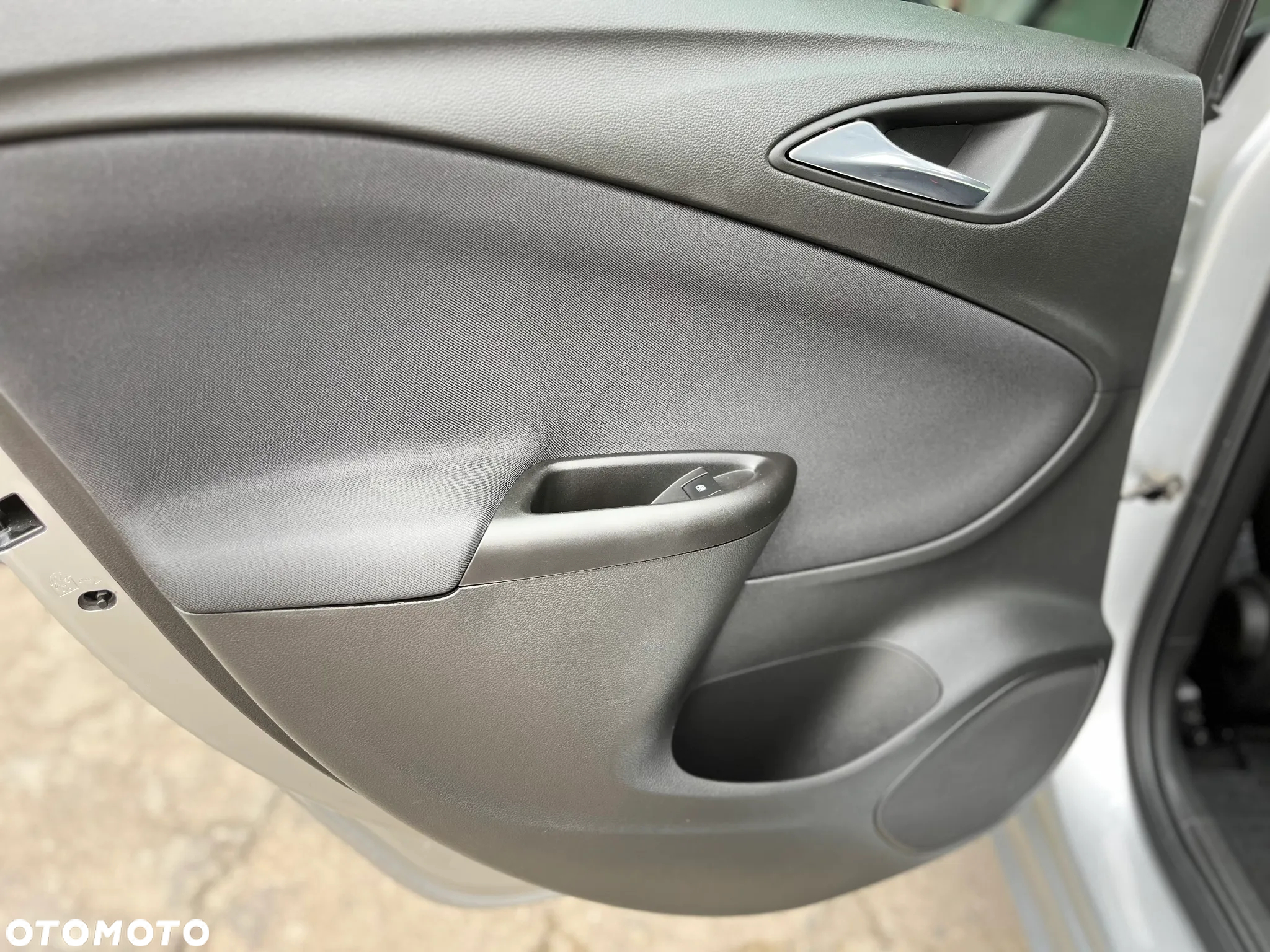 Opel Astra V 1.6 CDTI Enjoy - 31