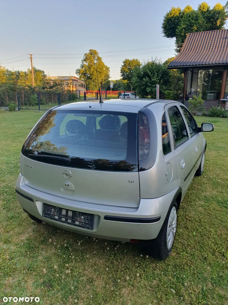 Opel Corsa 1.2 16V - 5