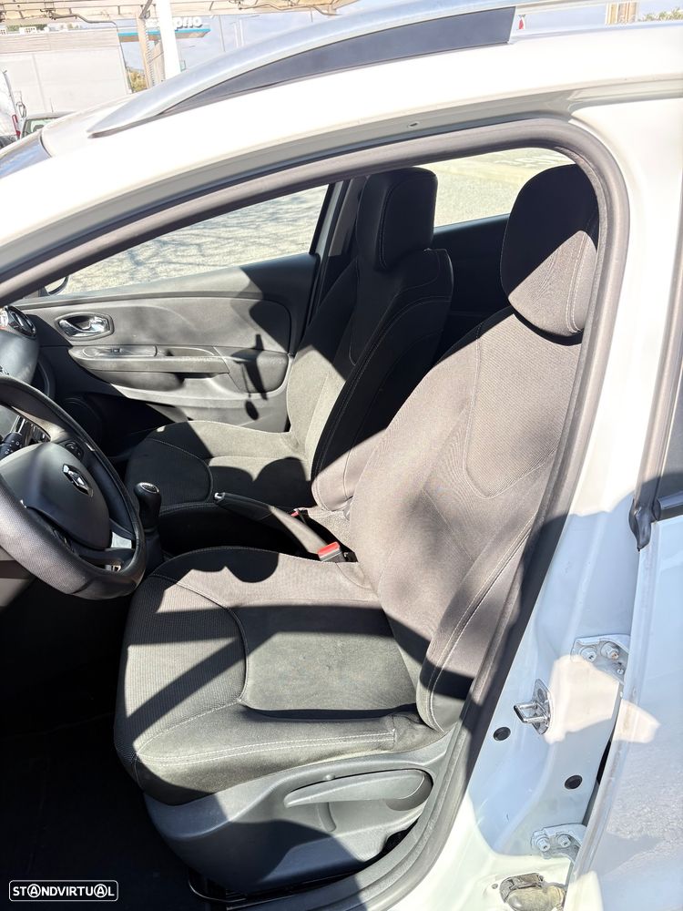 Renault Clio Sport Tourer dCi 90 Dynamique - 8