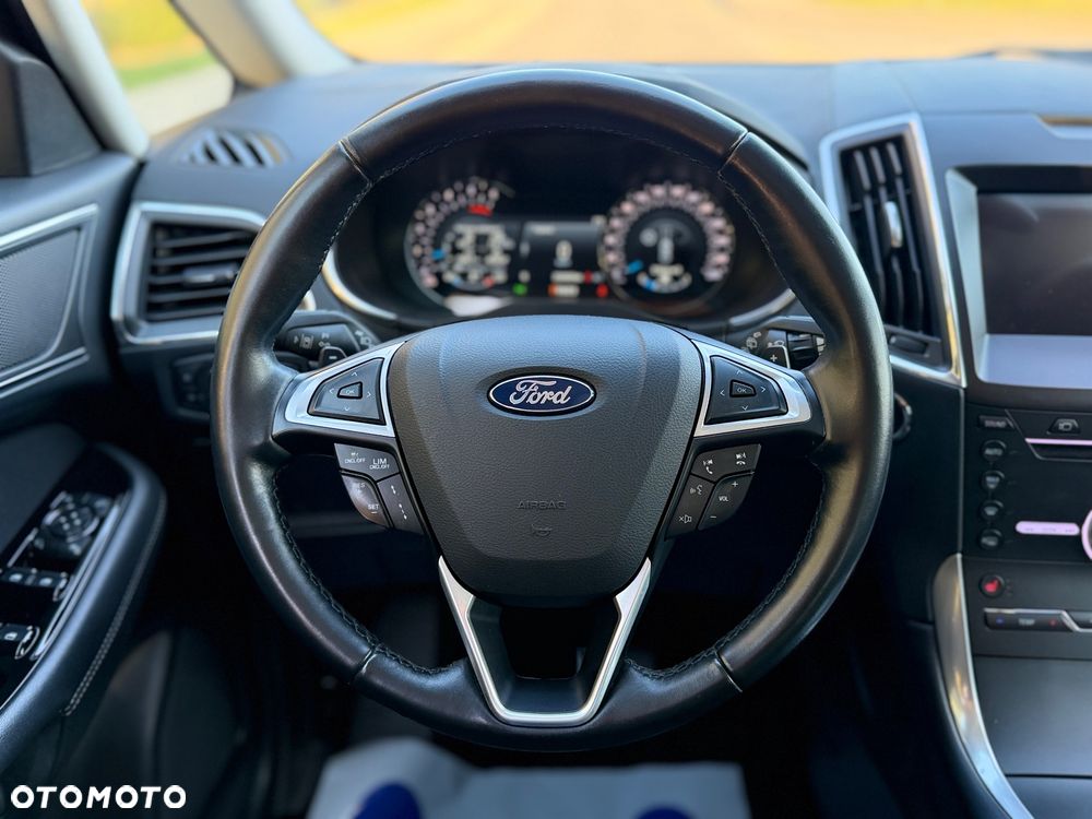 Ford S-Max 2.0 EcoBlue Titanium - 23