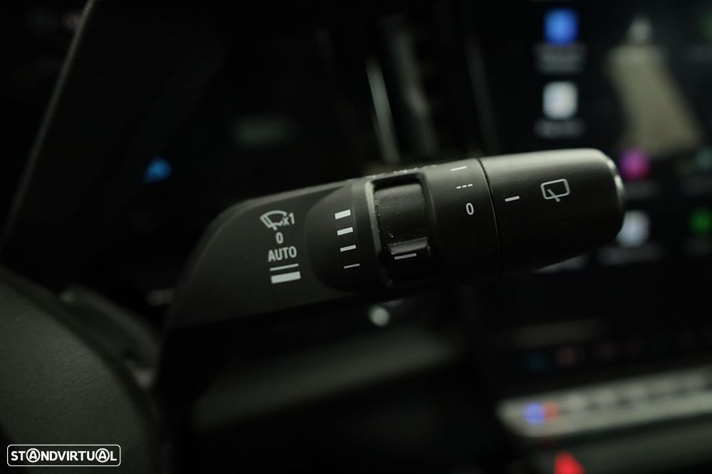 Renault Austral 1.2 E-Tech Iconic - 17