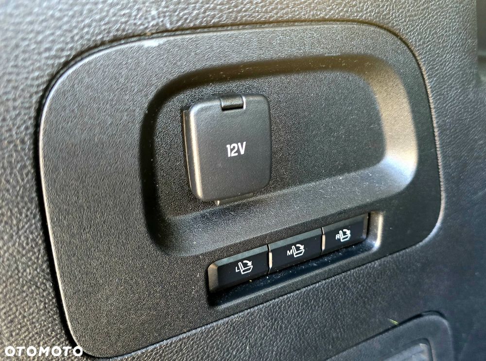 Ford S-Max 2.0 TDCi Titanium PowerShift - 38