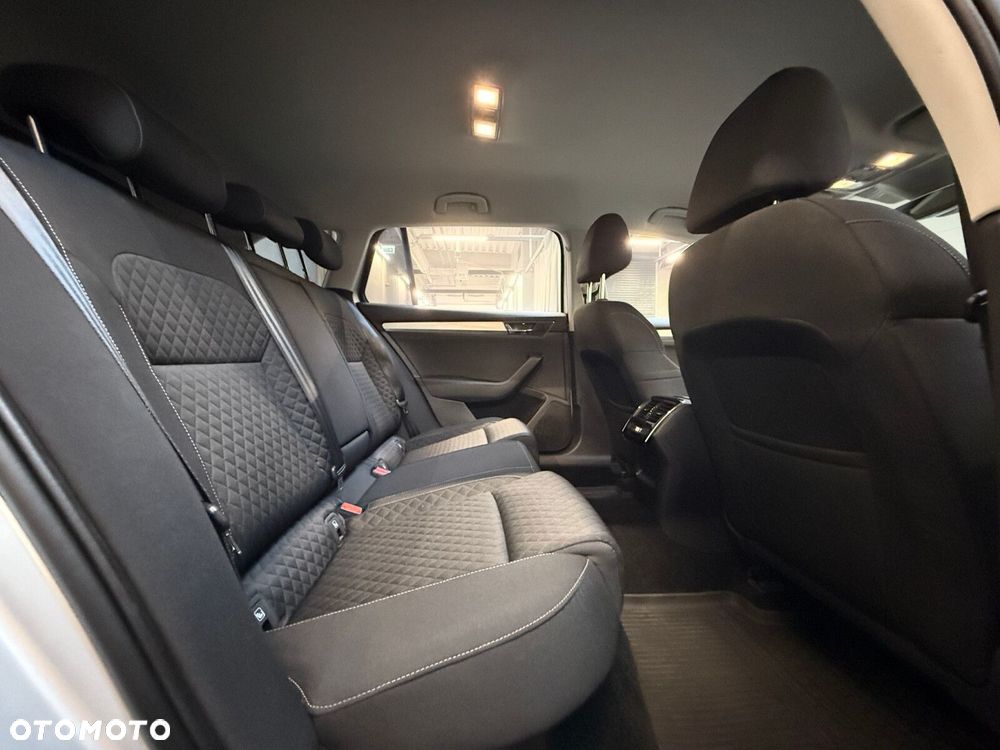 Skoda Superb 1.5 TSI Ambition DSG - 23