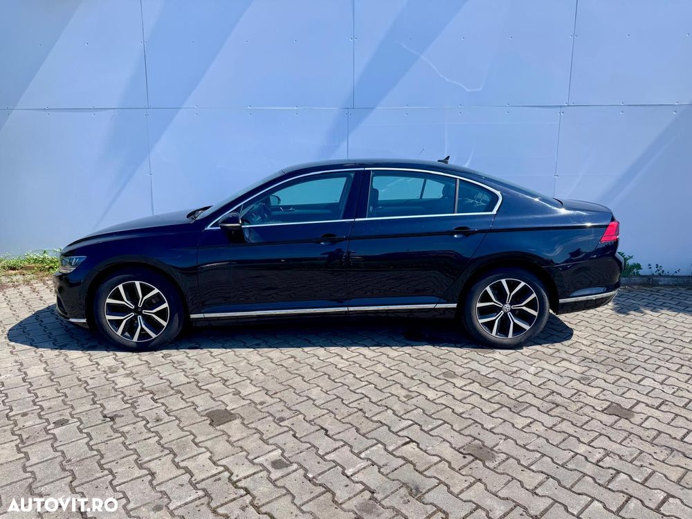 Volkswagen Passat - 9