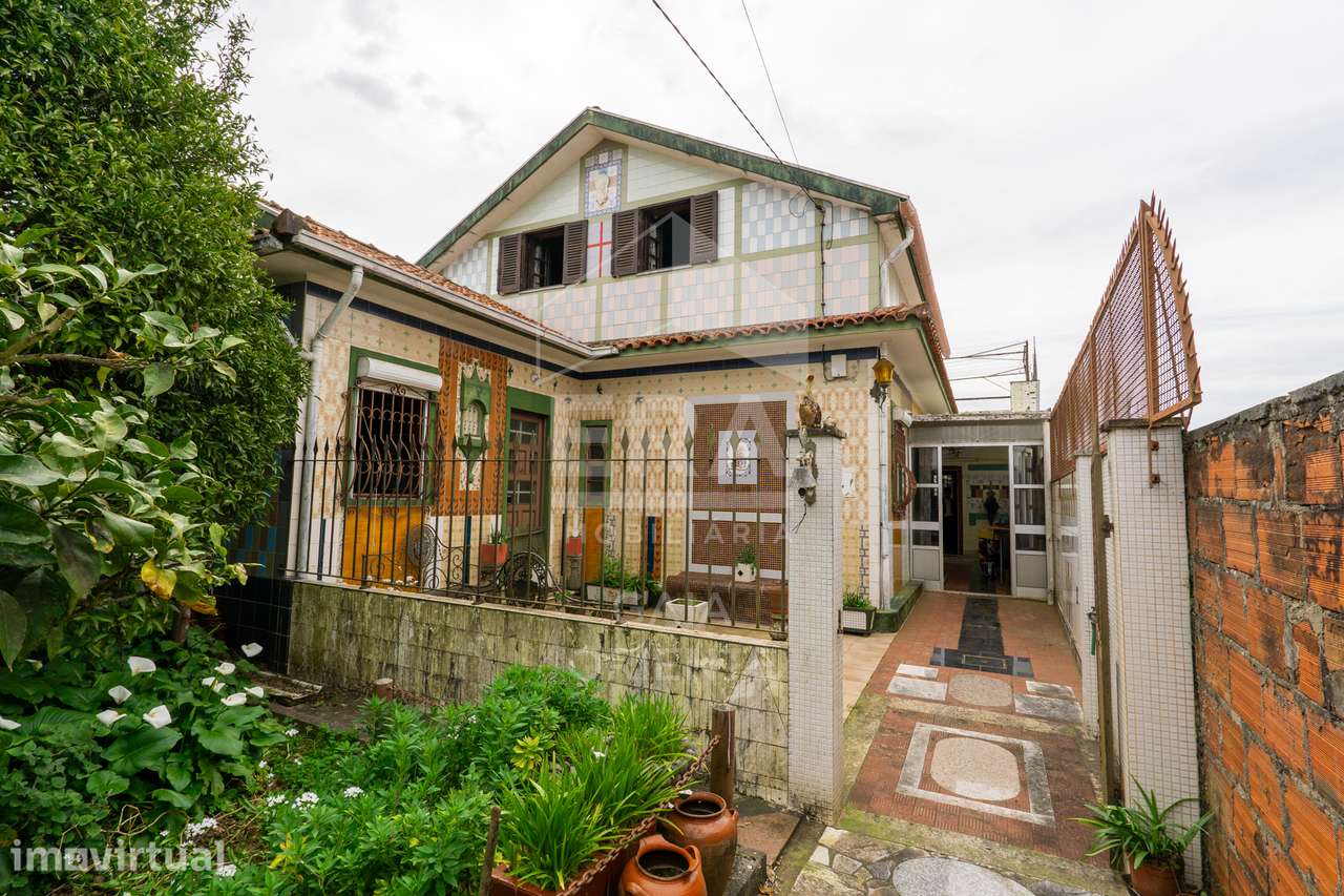 Moradia T3 com terreno de 870 m² em Sandim - Grande imagem: 3/32