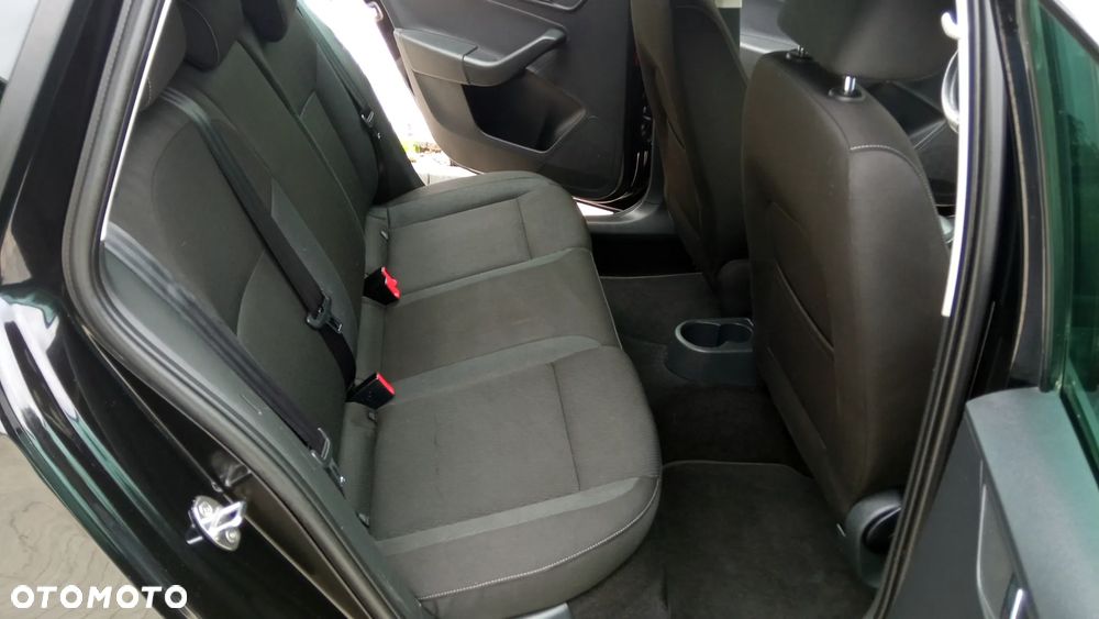 Skoda RAPID - 18